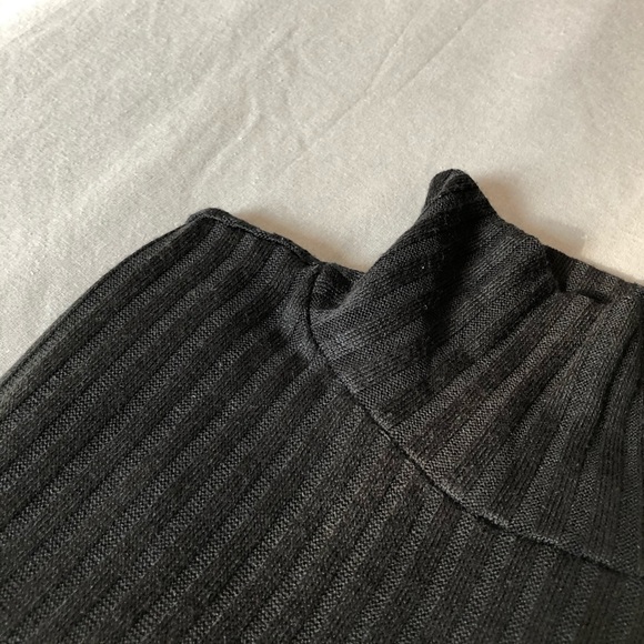 DYNAMITE RIBBED MOCK NECK SWEATER - Picture 2 of 8